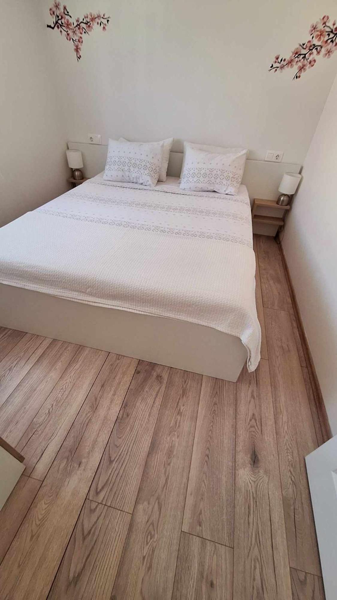 Aestas Apartment พูลา ภายนอก รูปภาพ